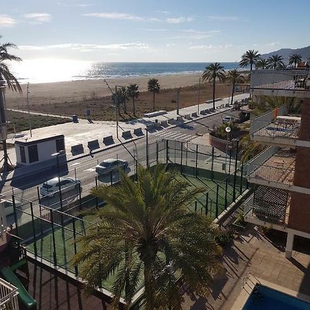 Mogaver Beach Castelldefels Apartment Luaran gambar