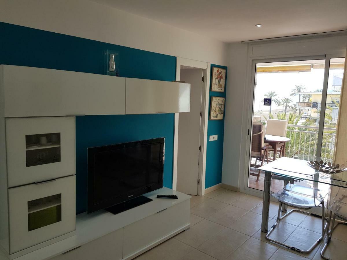 Mogaver Beach Castelldefels Apartment Luaran gambar